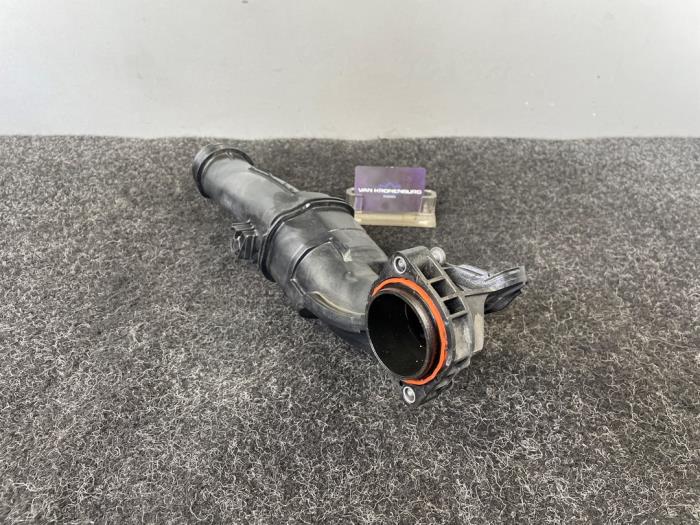 Gebruikte Intercooler Buis Audi S4 Avant (B9) 3.0 TFSI V6 24V Prijs € 49,95 Inclusief btw aangeboden door Van Kronenburg Engines
