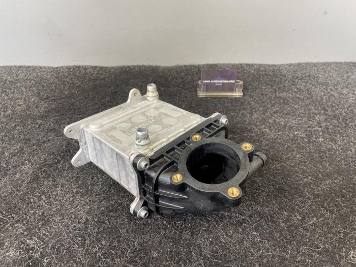 Gebruikte Intercooler Rolls Royce Wraith (RR5) 6.6 Twin Turbo V12 48V Black Badge Prijs € 200,00 Inclusief btw aangeboden door Van Kronenburg Engines