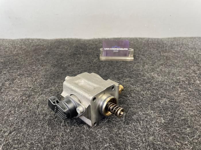 Gebruikte Brandstofpomp Mechanisch BMW 7 serie (E65/E66/E67) 760i,Li 6.0 V12 48V Prijs € 1.000,00 Inclusief btw aangeboden door Van Kronenburg Engines