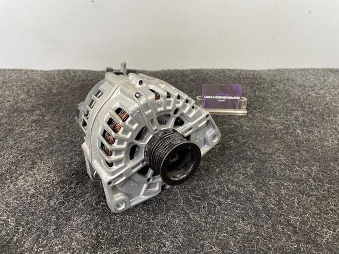 Gebruikte Dynamo Mercedes CLS (C218) 500 CGI 4.7 V8 32V Prijs € 181,50 Inclusief btw aangeboden door Van Kronenburg Engines
