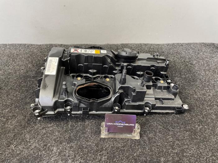 Gebruikte Kleppendeksel BMW 3 serie (F30) 320i 2.0 16V Prijs € 114,95 Inclusief btw aangeboden door Van Kronenburg Engines