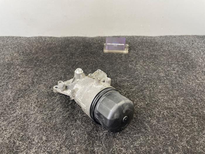 Gebruikte Oliefilterhuis Mercedes GL AMG (X166) 5.5 GL 63 AMG V8 32V 4-Matic Prijs € 49,95 Inclusief btw aangeboden door Van Kronenburg Engines