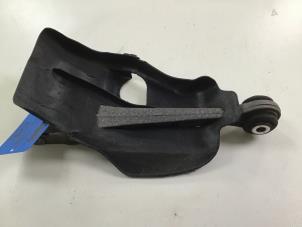 Gebruikte Reactiestang rechts-voor Porsche 911 Prijs € 22,00 Inclusief btw aangeboden door Autorecycling Kempers