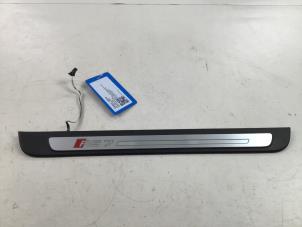 Gebruikte Voorinstap rechts Audi RS7 Prijs € 73,99 Inclusief btw aangeboden door Autorecycling Kempers