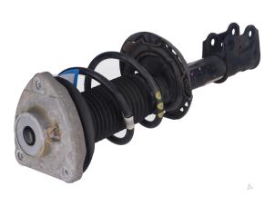 Gebruikte Mac Phersonpoot rechts-voor Mercedes CLA Prijs € 123,00 Inclusief btw aangeboden door Autorecycling Kempers