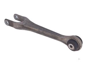 Gebruikte Reactiestang links-voor Porsche 911 Prijs € 41,00 Inclusief btw aangeboden door Autorecycling Kempers