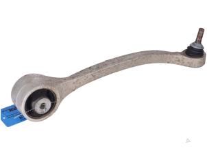 Gebruikte Reactiestang rechts-voor Tesla Model S Prijs € 62,00 Inclusief btw aangeboden door Autorecycling Kempers