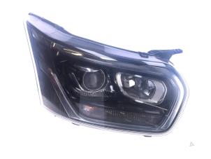 Gebruikte Koplamp rechts Ford Transit Prijs € 900,00 Inclusief btw aangeboden door Autorecycling Kempers