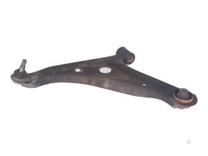 Gebruikte Reactiestang links-voor Mitsubishi Space Star Prijs € 50,00 Inclusief btw aangeboden door Autorecycling Kempers