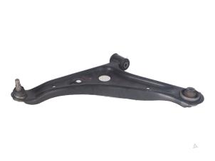 Gebruikte Reactiestang links-voor Mitsubishi Space Star Prijs € 50,00 Inclusief btw aangeboden door Autorecycling Kempers