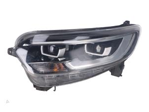 Gebruikte Koplamp links Renault Kadjar Prijs € 600,00 Inclusief btw aangeboden door Autorecycling Kempers