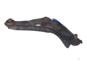 Gebruikte Reactiestang rechts-voor Renault Kadjar Prijs € 35,00 Inclusief btw aangeboden door Autorecycling Kempers