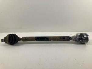 Gebruikte Steekas rechts-voor Volkswagen Golf Prijs € 35,00 Inclusief btw aangeboden door Autorecycling Kempers