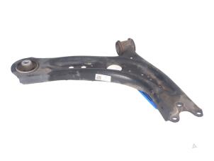 Gebruikte Reactiestang rechts-voor Volkswagen T-Roc Prijs € 25,00 Inclusief btw aangeboden door Autorecycling Kempers