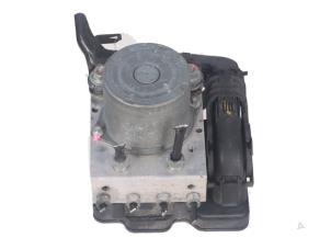 Gebruikte Brake control power module Toyota Avensis Prijs € 50,00 Inclusief btw aangeboden door Autorecycling Kempers