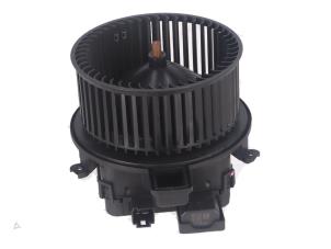 Gebruikte Element Kachelverwarming Audi A4 Prijs € 25,00 Inclusief btw aangeboden door Autorecycling Kempers