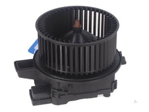 Gebruikte Element Kachelverwarming Audi Q7 Prijs € 25,00 Inclusief btw aangeboden door Autorecycling Kempers