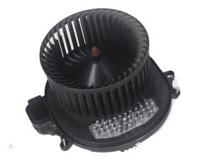 Gebruikte Element Kachelverwarming BMW 1-Serie Prijs € 36,00 Inclusief btw aangeboden door Autorecycling Kempers