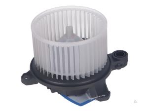 Gebruikte Kachel Verwarmingselement Opel Karl Prijs € 50,00 Inclusief btw aangeboden door Autorecycling Kempers