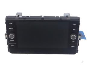 Gebruikte Display Multi Media regelunit Volkswagen T-Cross Prijs € 335,00 Inclusief btw aangeboden door Autorecycling Kempers