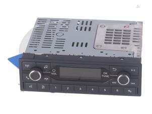 Gebruikte Regelunit Multi Media Ford Transit Prijs € 100,00 Inclusief btw aangeboden door Autorecycling Kempers