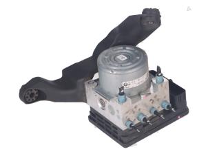 Gebruikte Brake control power module BMW 2-Serie Prijs € 100,00 Inclusief btw aangeboden door Autorecycling Kempers
