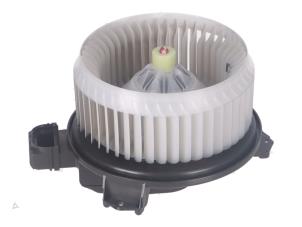 Gebruikte Element Kachelverwarming Ford S-Max Prijs € 35,00 Inclusief btw aangeboden door Autorecycling Kempers