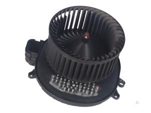 Gebruikte Element Kachelverwarming BMW 3-Serie Prijs € 36,00 Inclusief btw aangeboden door Autorecycling Kempers