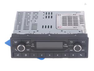 Gebruikte Regelunit Multi Media Ford Transit Prijs € 100,00 Inclusief btw aangeboden door Autorecycling Kempers