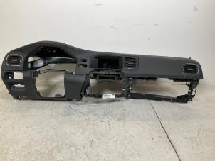 Gebruikte Dashboard Volvo V60 Prijs € 350,00 Inclusief btw aangeboden door Autorecycling Kempers