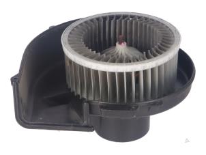 Gebruikte Element Kachelverwarming Volkswagen Polo Prijs € 23,00 Inclusief btw aangeboden door Autorecycling Kempers