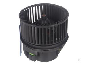 Gebruikte Element Kachelverwarming Ford Kuga Prijs € 35,00 Inclusief btw aangeboden door Autorecycling Kempers