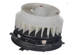 Gebruikte Element Kachelverwarming Mercedes E-Klasse Prijs € 21,00 Inclusief btw aangeboden door Autorecycling Kempers