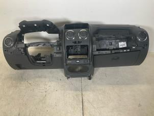 Gebruikte Dashboard Dacia Duster Prijs € 300,00 Inclusief btw aangeboden door Autorecycling Kempers