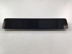 Gebruikte Display Multi Media regelunit Mercedes A-Klasse Prijs € 258,00 Inclusief btw aangeboden door Autorecycling Kempers