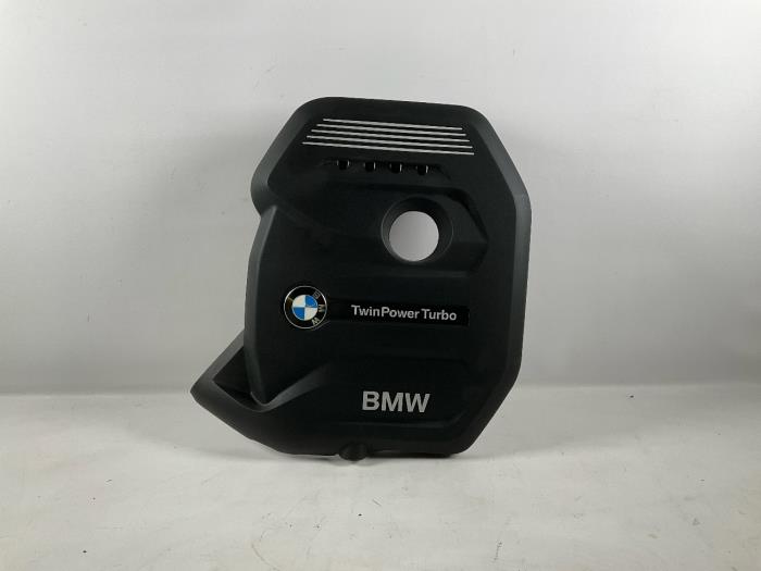 Afdekplaat motor van een BMW 4-Serie 2017
