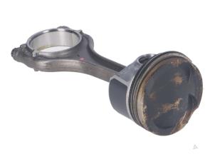 Gebruikte Drijfstang Volkswagen T-Roc Prijs € 100,00 Inclusief btw aangeboden door Autorecycling Kempers