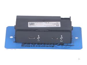 Gebruikte Multimedia aansluiting Audi Q3 Prijs € 150,00 Inclusief btw aangeboden door Autorecycling Kempers