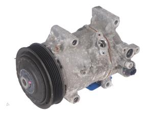 Gebruikte Luchtcompressor tbv. Turbo Toyota Avensis Prijs € 100,00 Inclusief btw aangeboden door Autorecycling Kempers