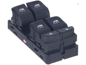 Gebruikte Ruit schakelaar elektrisch Audi A3 Prijs € 21,00 Inclusief btw aangeboden door Autorecycling Kempers