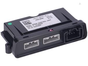 Gebruikte Module (diversen) Tesla Model S Prijs € 123,00 Inclusief btw aangeboden door Autorecycling Kempers