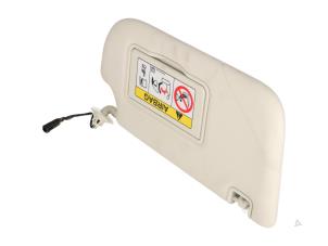 Gebruikte Zonneklep Ford Kuga Prijs € 23,00 Inclusief btw aangeboden door Autorecycling Kempers