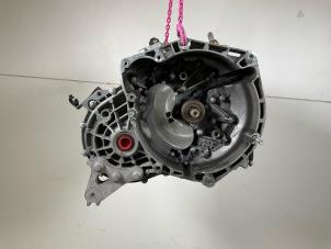 Gebruikte Versnellingsbak Fiat Bravo Prijs € 350,00 Inclusief btw aangeboden door Autorecycling Kempers