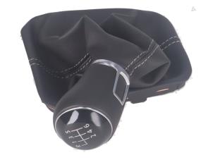 Gebruikte Schakelstang Volkswagen T-Roc Prijs € 60,00 Inclusief btw aangeboden door Autorecycling Kempers