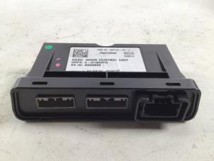 Gebruikte Module (diversen) Tesla Model S Prijs € 42,00 Inclusief btw aangeboden door Autorecycling Kempers