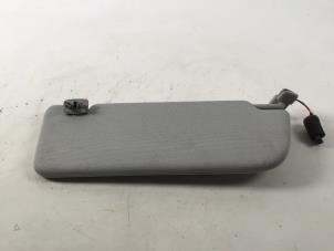 Gebruikte Zonneklep Audi E-Tron Prijs € 22,00 Inclusief btw aangeboden door Autorecycling Kempers