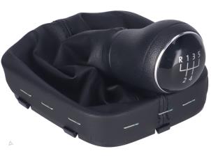 Gebruikte Schakelstang Volkswagen Polo Prijs € 25,00 Inclusief btw aangeboden door Autorecycling Kempers