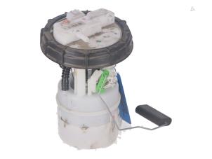 Gebruikte Diversen Renault Captur Prijs € 80,00 Inclusief btw aangeboden door Autorecycling Kempers