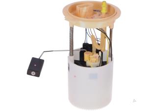 Gebruikte Diversen Volkswagen Golf Prijs € 17,01 Inclusief btw aangeboden door Autorecycling Kempers