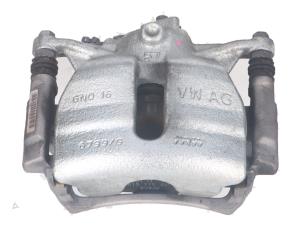 Gebruikte Diversen Volkswagen T-Roc Prijs € 20,00 Inclusief btw aangeboden door Autorecycling Kempers